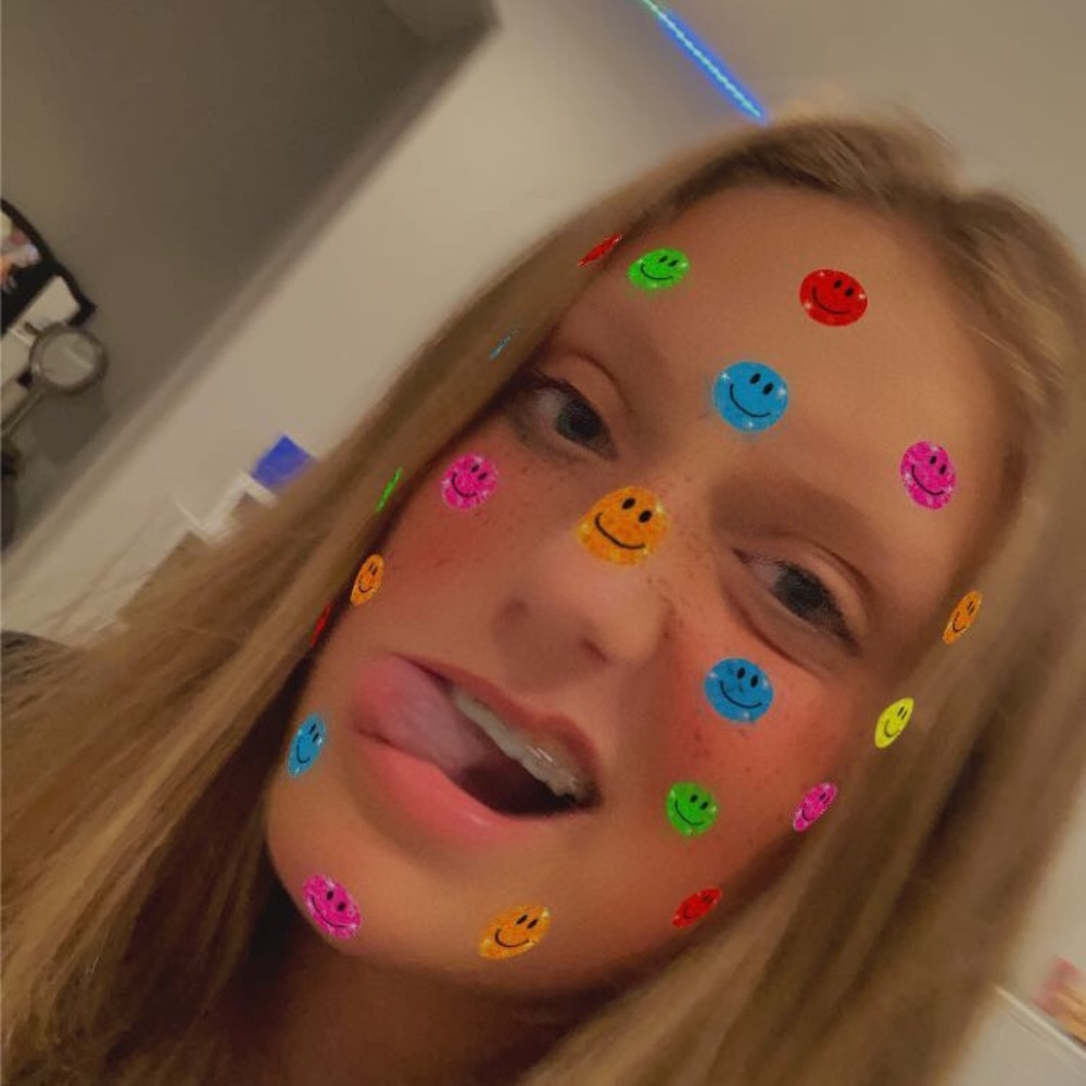 Meet your Posher, Natalie